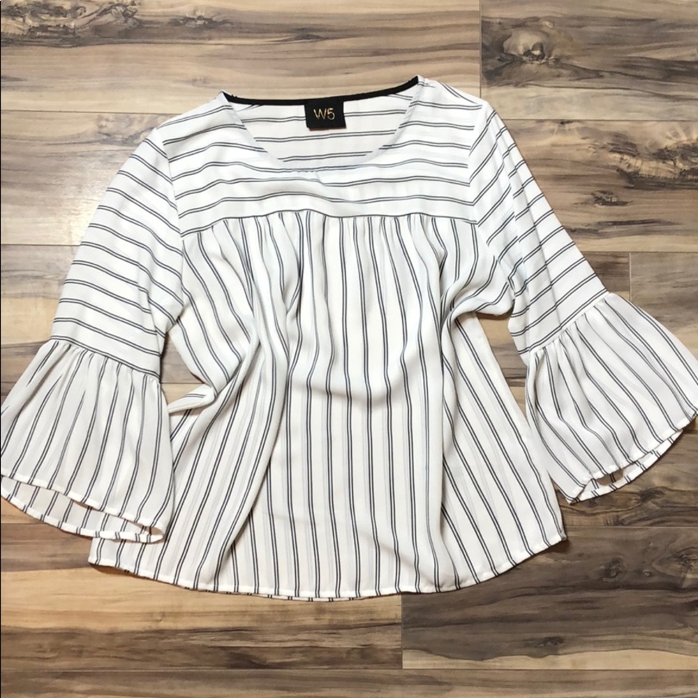 Anthropologie W5 Striped Bell Sleeve Blouse – Flowing Fit | Size M